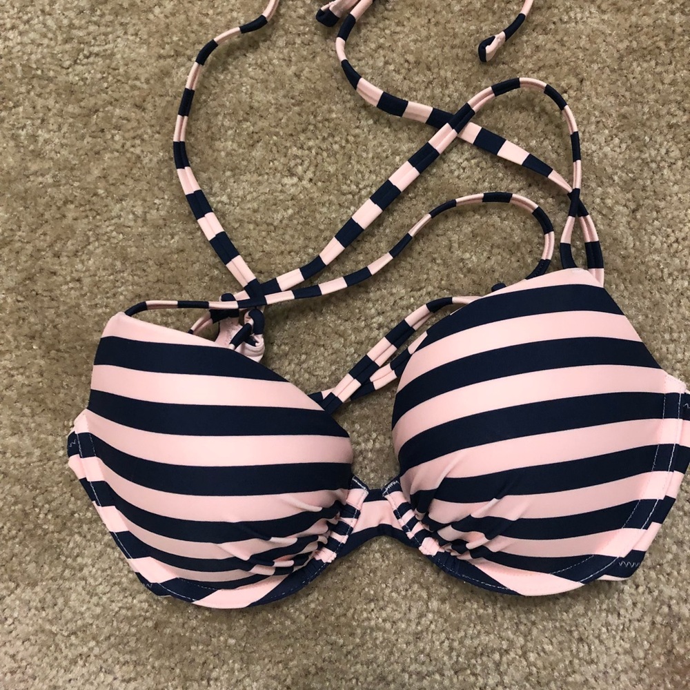 Last chance! NWT AERIE Pink navy bikini top